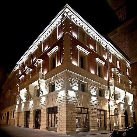 Le Camp Suite & Spa-3