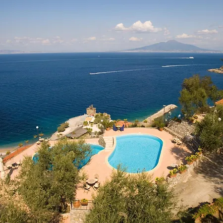 Villaggio Villa Lubrense-2