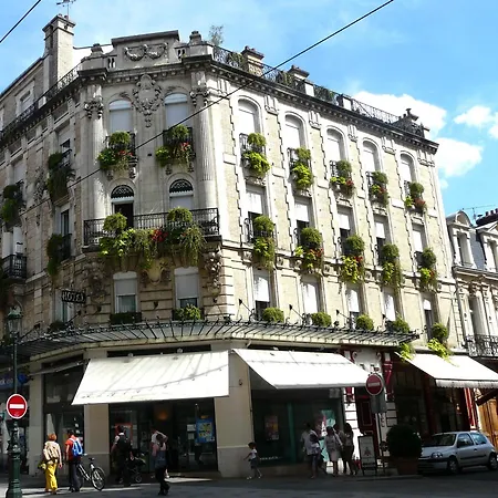 Hôtel de l'Abeille-3