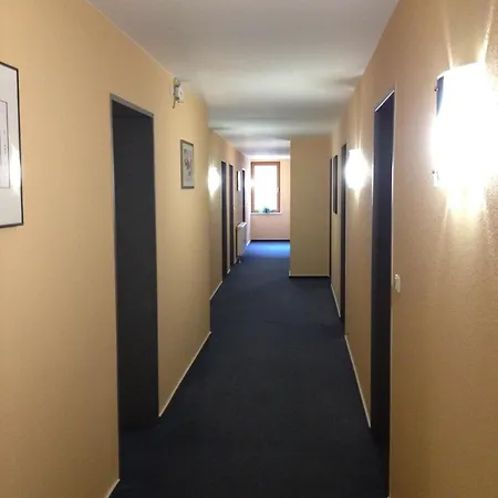 Hotel Am Schlosstor-3