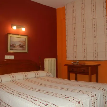 Hostal Residencia Castilla-2