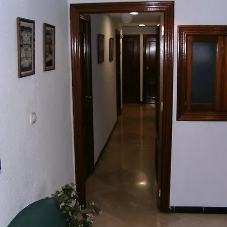 Hostal Alicante-3