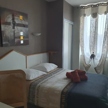 Hotel du Centre-2