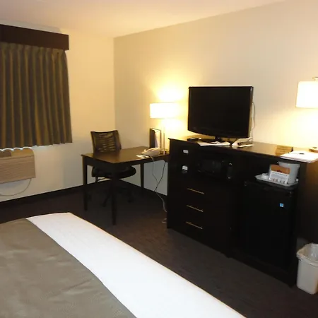Baymont By Wyndham Owatonna-2