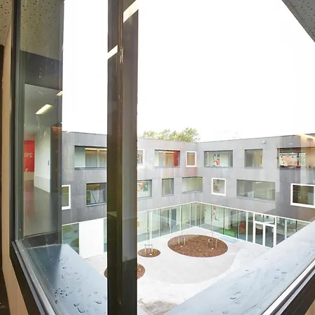 Hotel Middelpunt - Gratis Parking - Free Parking-2