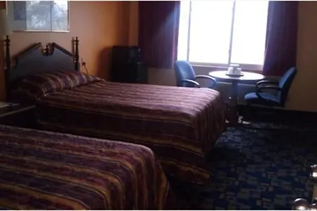 Rumford Motor Inn-3