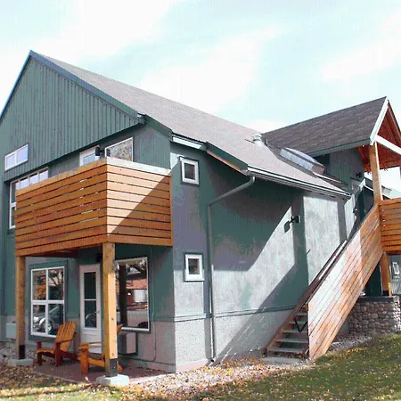 Waterton Lakes Lodge Resort-2