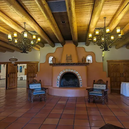 Sagebrush Inn & Suites-2