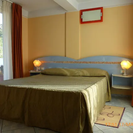 Hotel Chentu Lunas-3