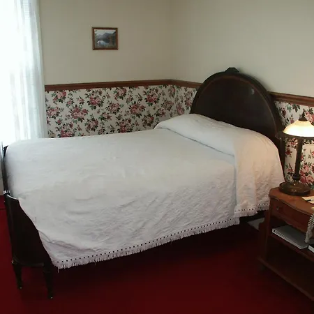 Bridgeport Inn-3