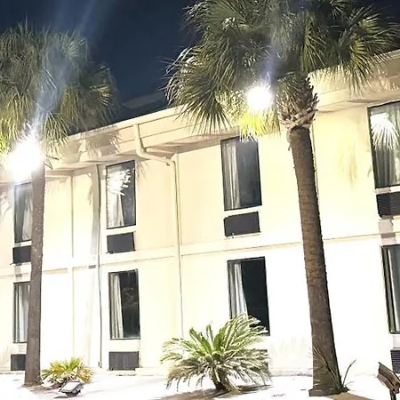 Regency Inn & Suites-3