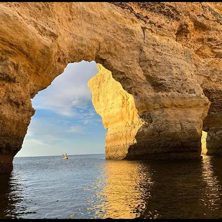 A Beira Do Vale, Carvoeiro-2
