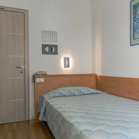 Hotel Riviera-2