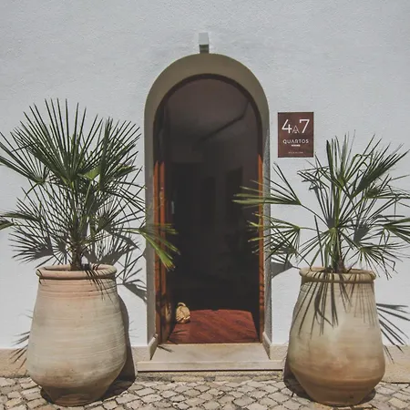 Villa Pietra Estoril Eco Guesthouse-3
