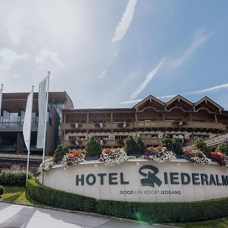 Hotel Riederalm-3