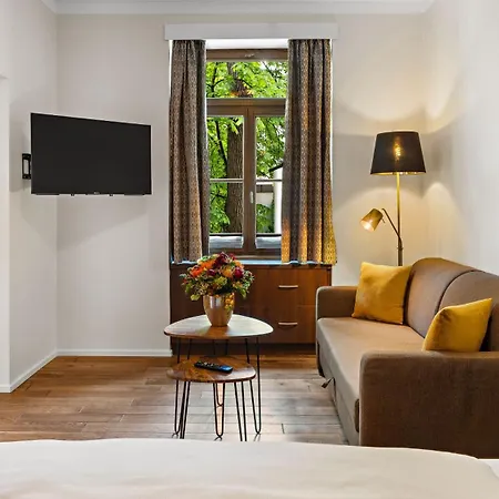 Hotel Deutsche Eiche-2