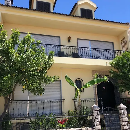 Faustina's place-3