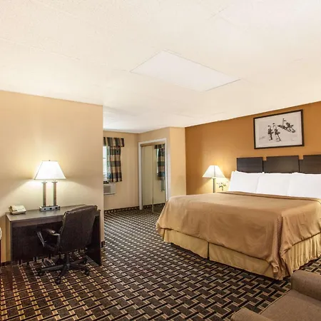 Travelodge By Wyndham South Burlington-2