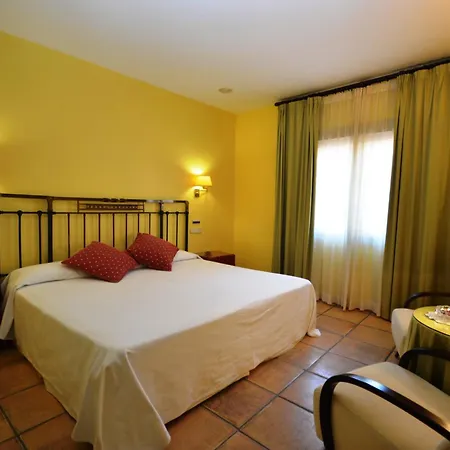 Hotel Can Ceret-2