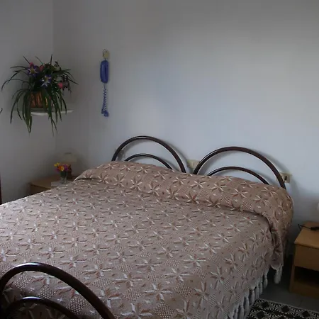 Hotel Alberta-2