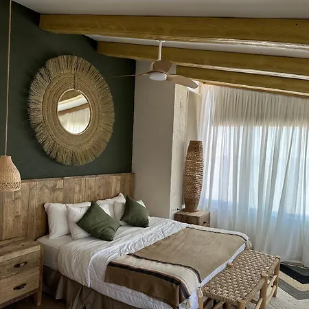 Botanico Boutique Suites-3