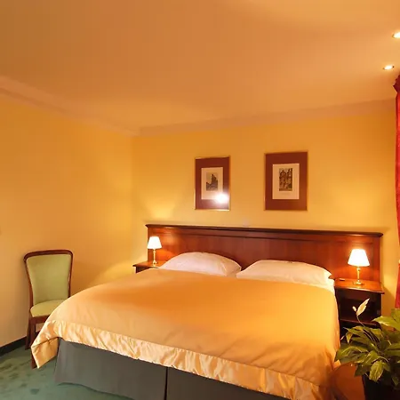 Ea Hotel Jeleni Dvur Prague Castle-3