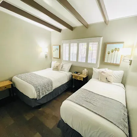 Pleasant Inn-3