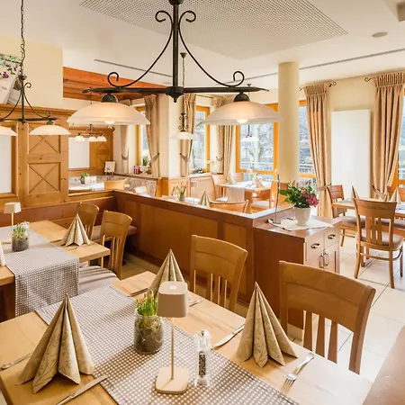 Landhotel-Gasthof Grüner Baum-3