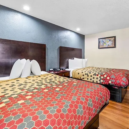 Econo Lodge Akron Copley Northwest-3