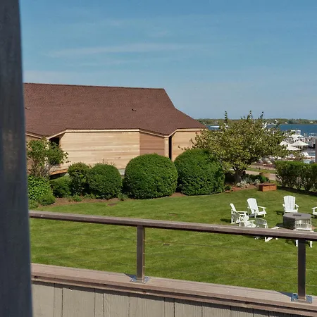Montauk Yacht Club-2