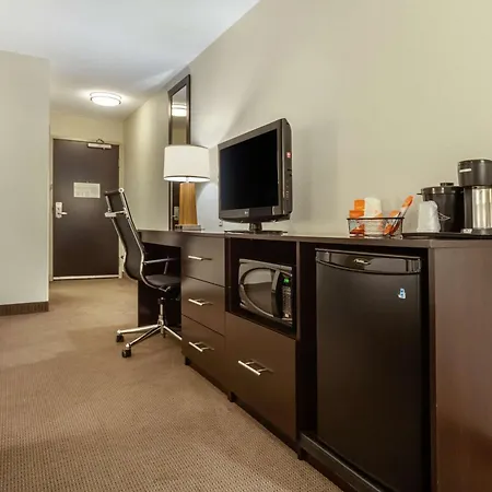 Sleep Inn & Suites Fargo Medical Center-2
