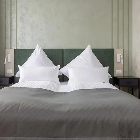 Hotel Krone am Park-3
