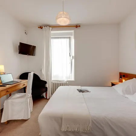 Nouvel Hotel-3