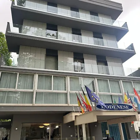 Hotel Modenese-2