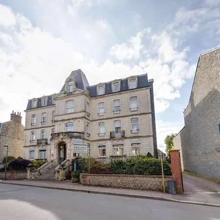 Nouvel Hotel-2