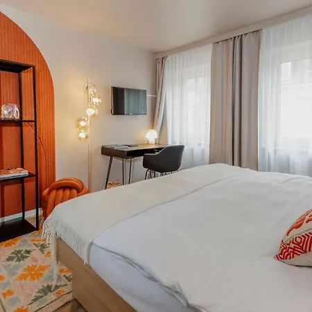Hotel Lux-2