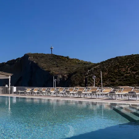 Hotel Chiaia Di Luna-3