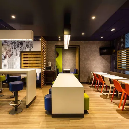 ibis budget Bordeaux Centre - Gare Saint Jean-3