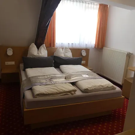 Hotel Traube-2