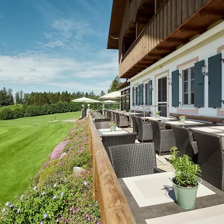 Hotel Gsteig-3
