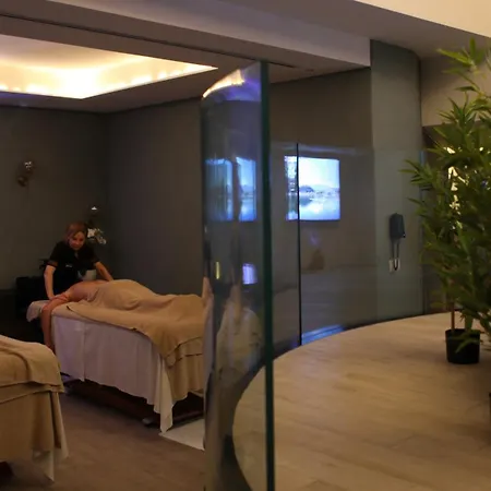 The Hive Hotel-2