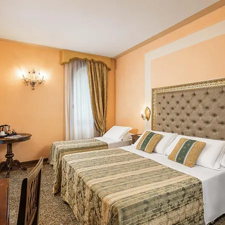 Hotel Marconi-2