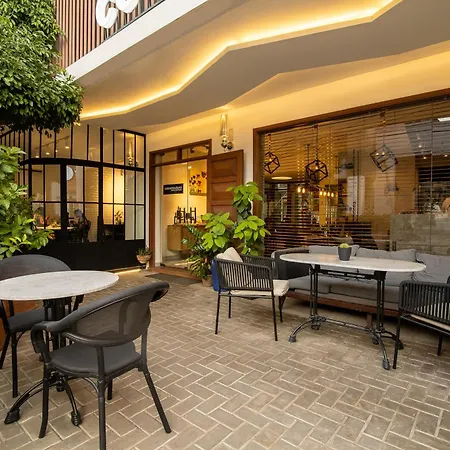 Cosmopolitano Hotel Boutique-3