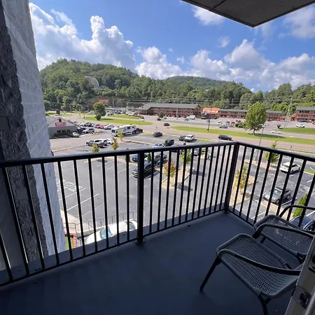 Country Inn & Suites By Radisson, Pigeon Forge South, Tn-2
