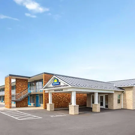 Days Inn Of Frederick By Wyndham-2