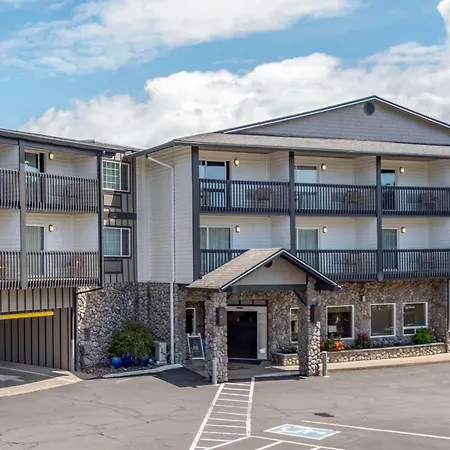 Comfort Inn & Suites Lincoln City-3