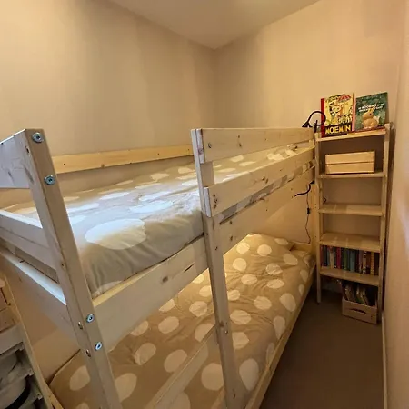 Bed&Breakfast Heerenveen Centrum met Privé Sauna en Jacuzzi-3