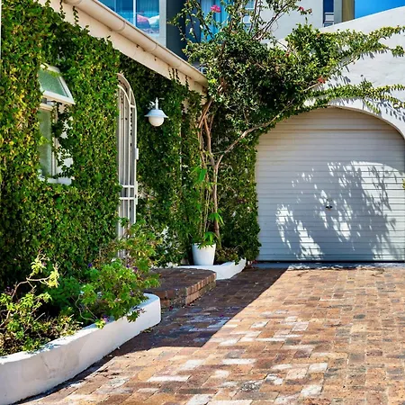 Cape Standard Guest House-3