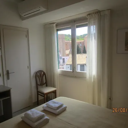 Hotel Apartaments Gesoria Porta Ferrada-3