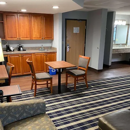 Americinn By Wyndham Chanhassen-2